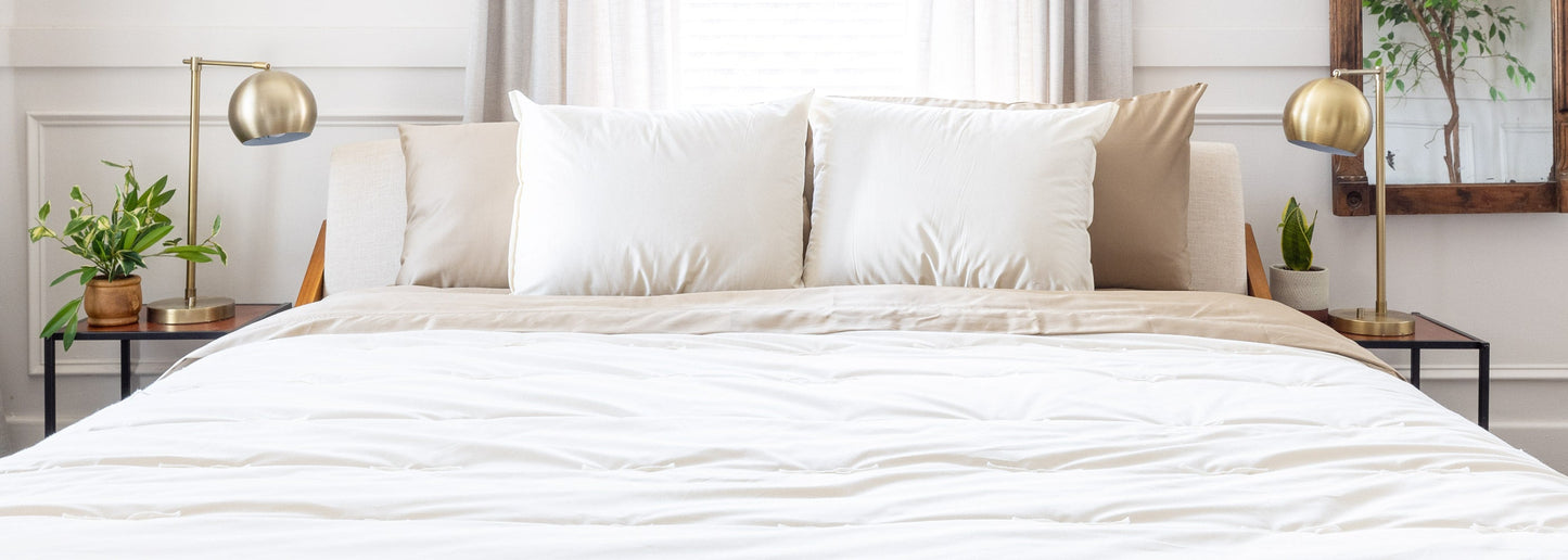 Lightweight Wool Comforter + Pillows