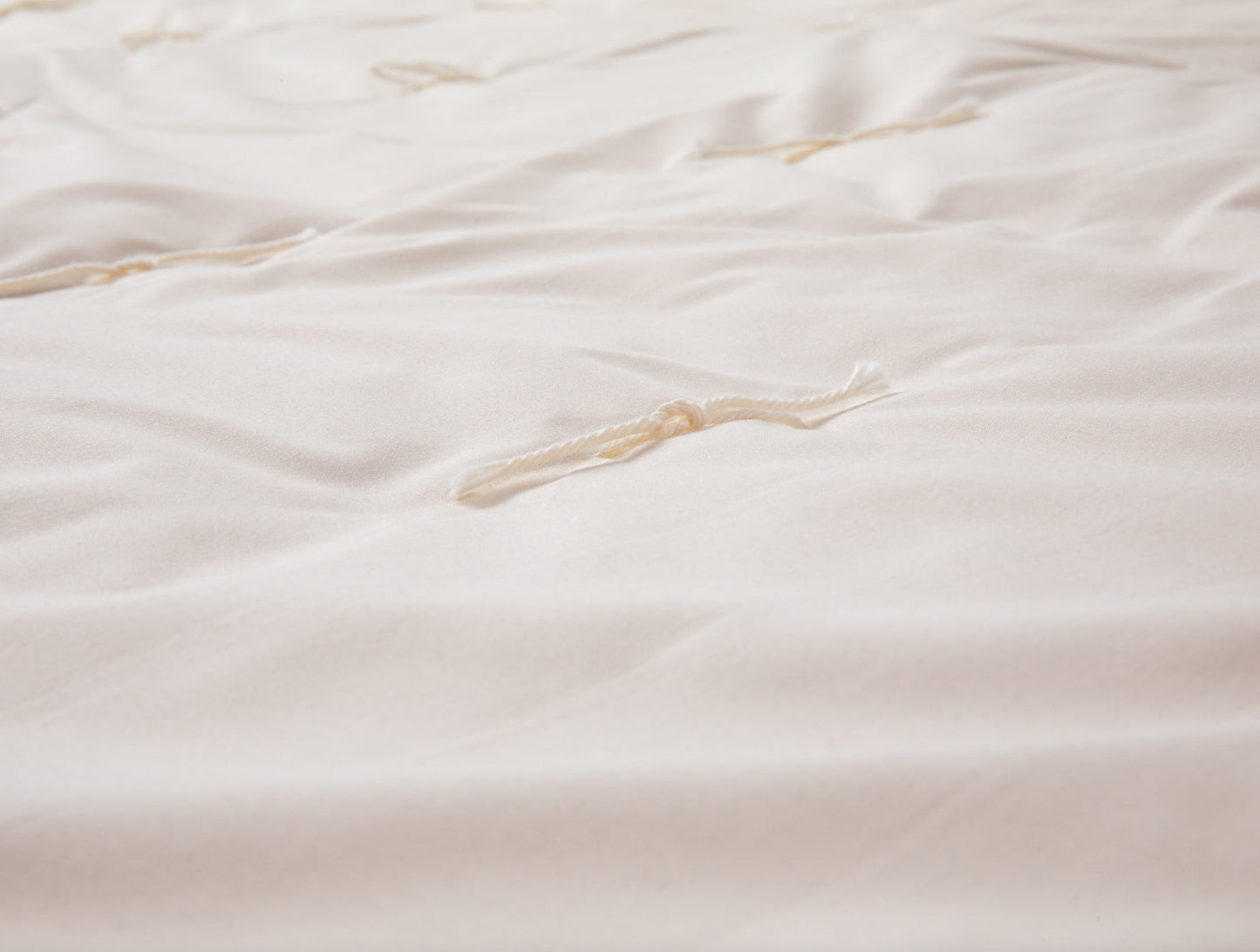 Lightweight Wool Comforter - Made in the USA